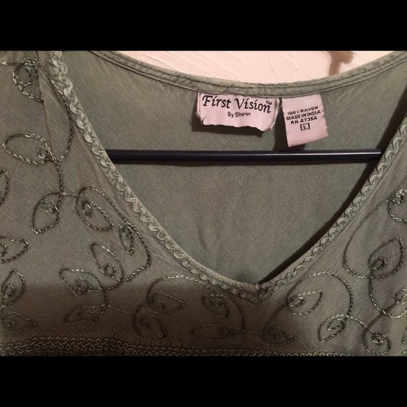 Dress - Picture 2 of 4